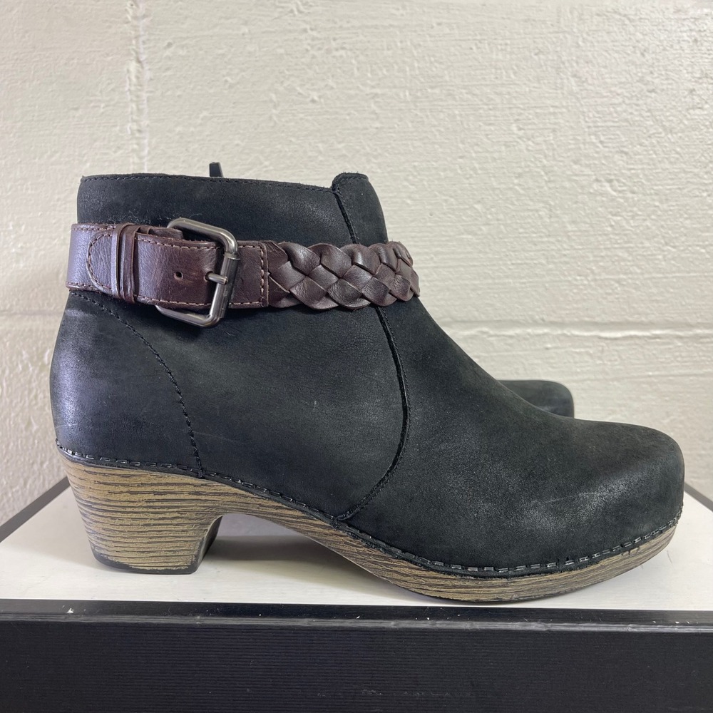 Dansko Michelle Black Leather Ankle Boot Braided Buckle Women's 40 EU/10 US